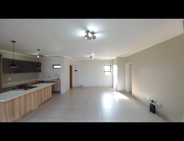 2 BEDROOM APARTMENT FOR SALE IN GLEN MARAIS
